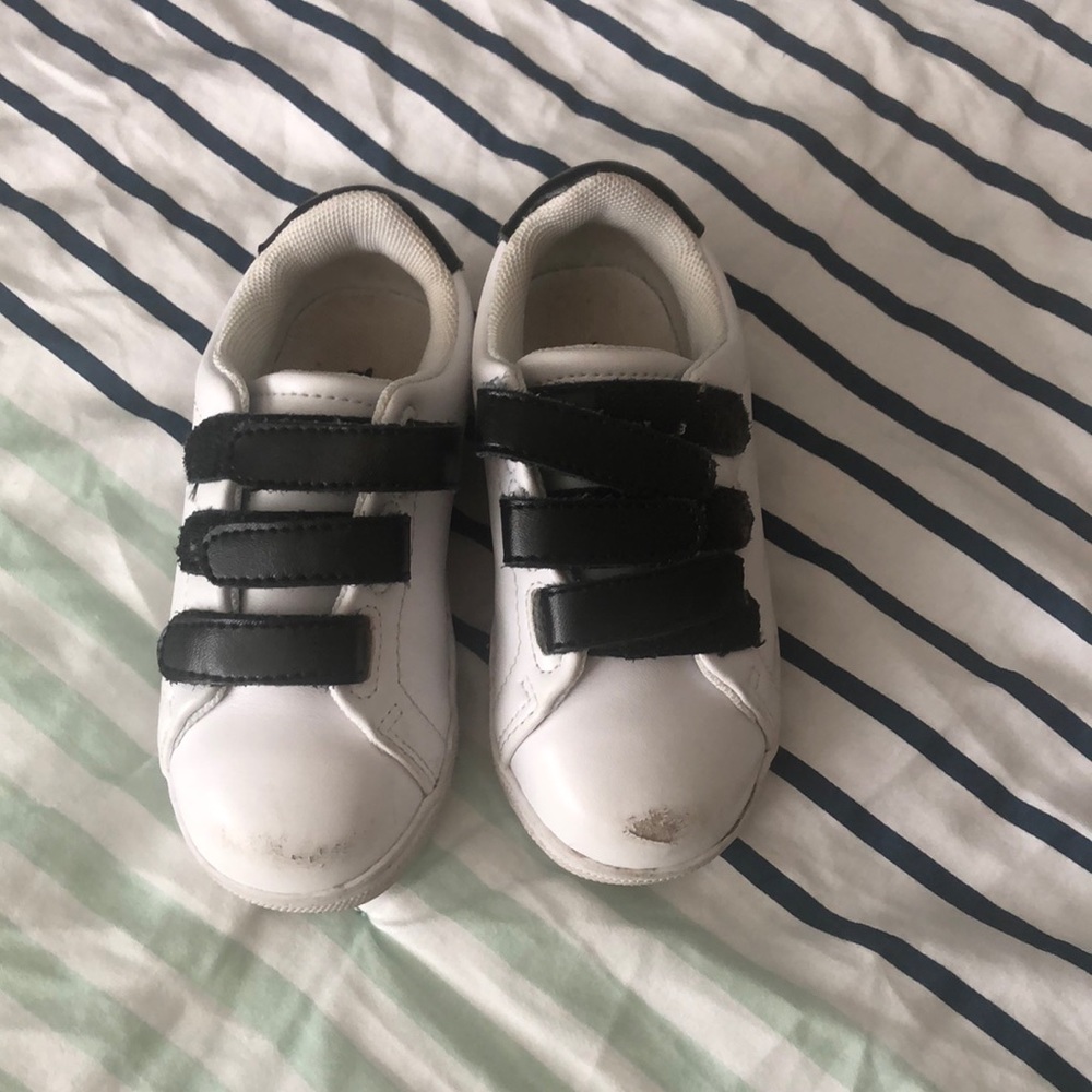 Dezzys sneaker 👟